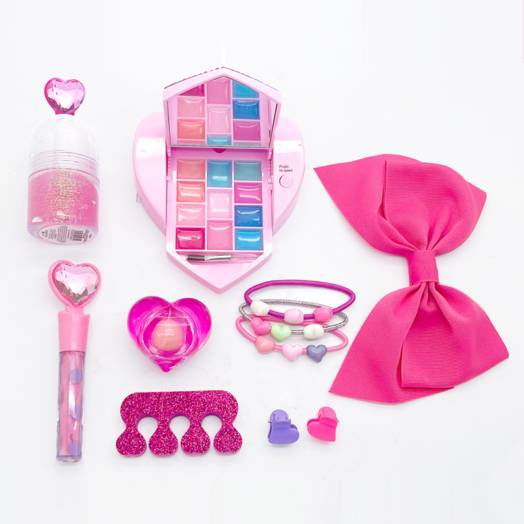 Bộ son môi Pink Heart Lip Glaze cho trẻ em c2131+c2046+c5488
